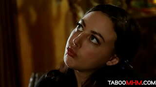 ���া ছেলেকে তার মা একজন শিক্ষক মত, যারা শাস্তি, প্রতিমা অভিন্ন