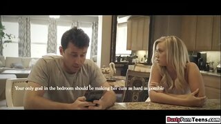 Sarışın Bailey sevir zaman onun kobud трахают