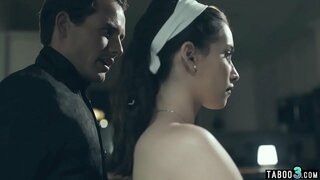 Lille titted teen husmor glæder hubbys Store pik