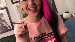 Stoner केटी - Mila Spook